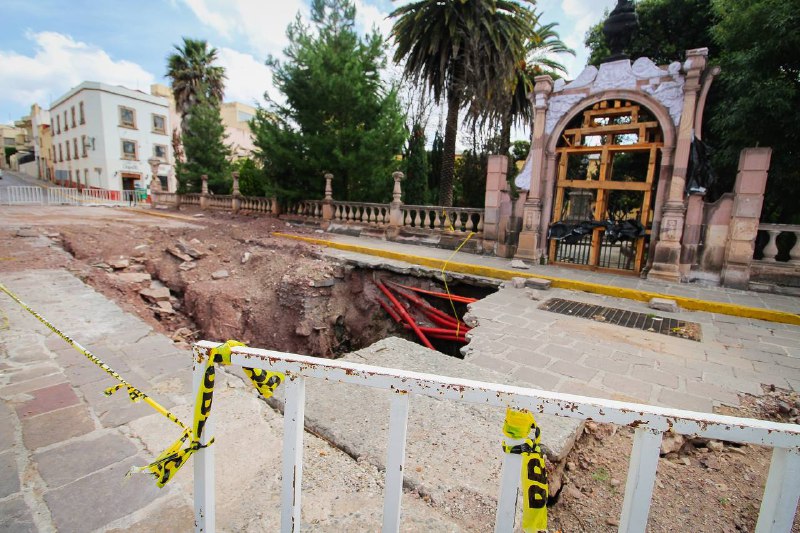 La alameda, el agua y el socavón