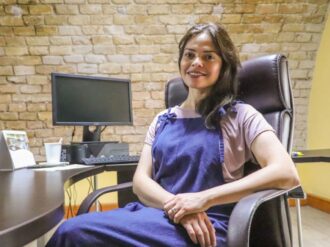 Renuncia Susana Salinas a la Casa de Cultura