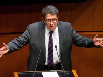 En Morena figura de encuestas está muy desgastada: Monreal