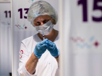 Viable combinar primer dosis de Sputnik con otra farmacéutica