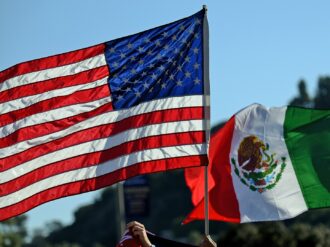 Se reúne presidenta del Senado con embajador de Estados Unidos