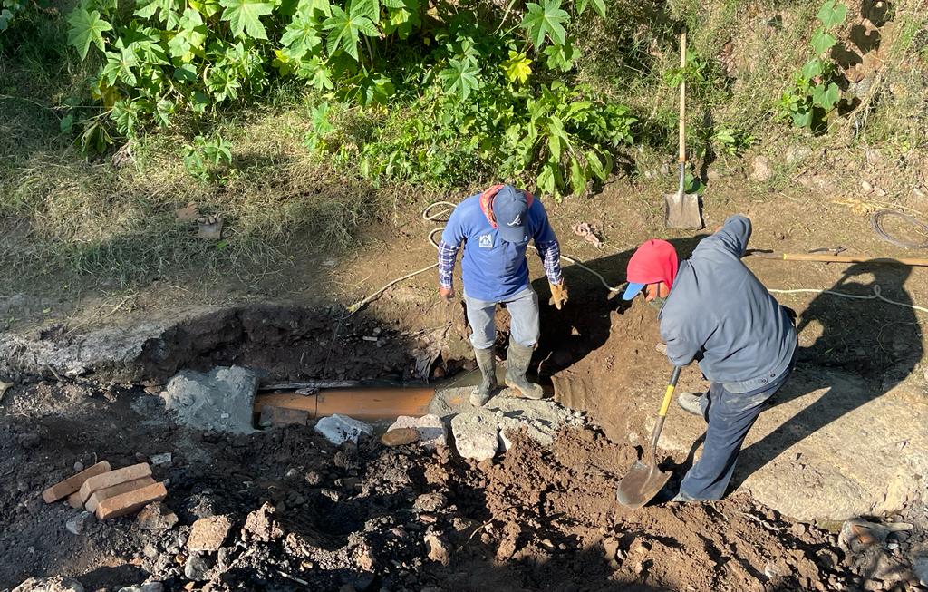 Solucionan problema de contaminación en el río Jomulco