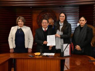 Entrega Olivares Sánchez propuesta del Paquete Económico 2022