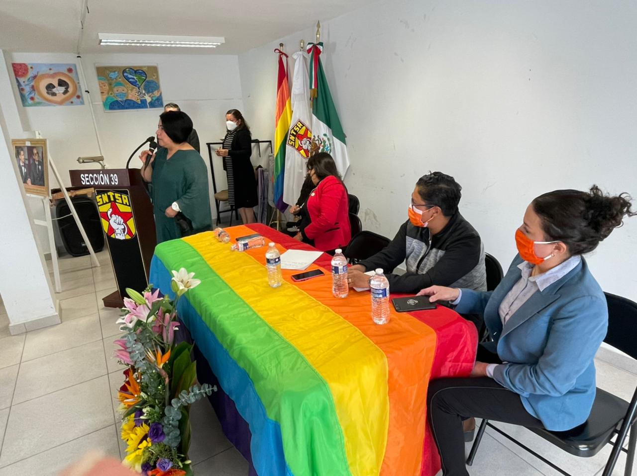 Sindicato de Salud expone derechos de la comunidad LGBTTTIQ