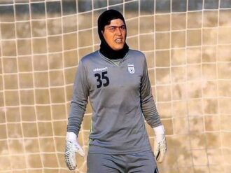 Ponen en duda género de jugadora iraní en partido femenil