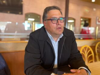 Exigen jubilados y pensionados del Issstezac el 100% de su pago