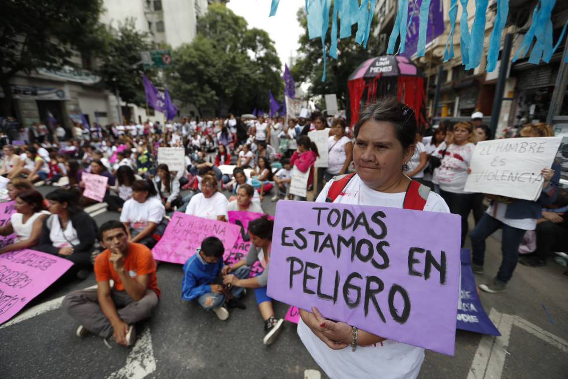 Exigen alerta de género en todo el país por 20 feminicidios al día