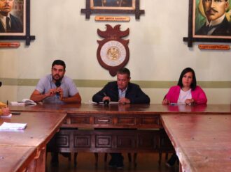 Reitera Humberto Salazar apoyo a los productores de durazno