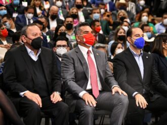 Buscan alcaldes un presupuesto alterno con una visión municipalista