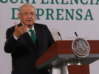 AMLO acusa que sus opositores no quieren ver la nueva realidad