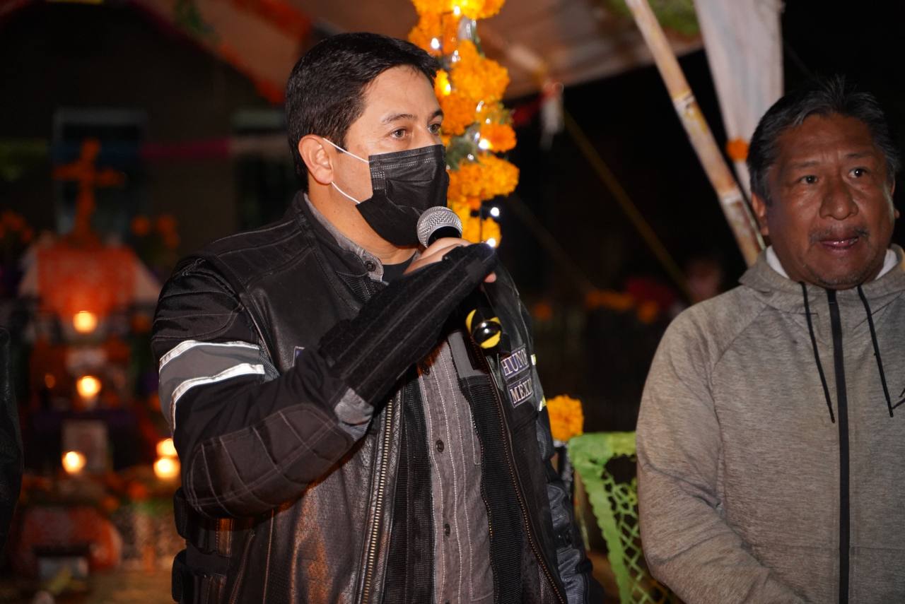 Participa alcalde Jorge Miranda en el desfile de motociclistas conmemorativo por el Día de Muertos
