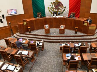 Deja el Congreso Soralla Bañuelos