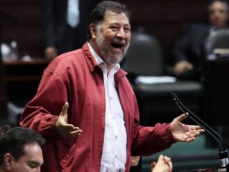 Noroña muestra sondeo que lo pone como «sucesor ideal» de AMLO