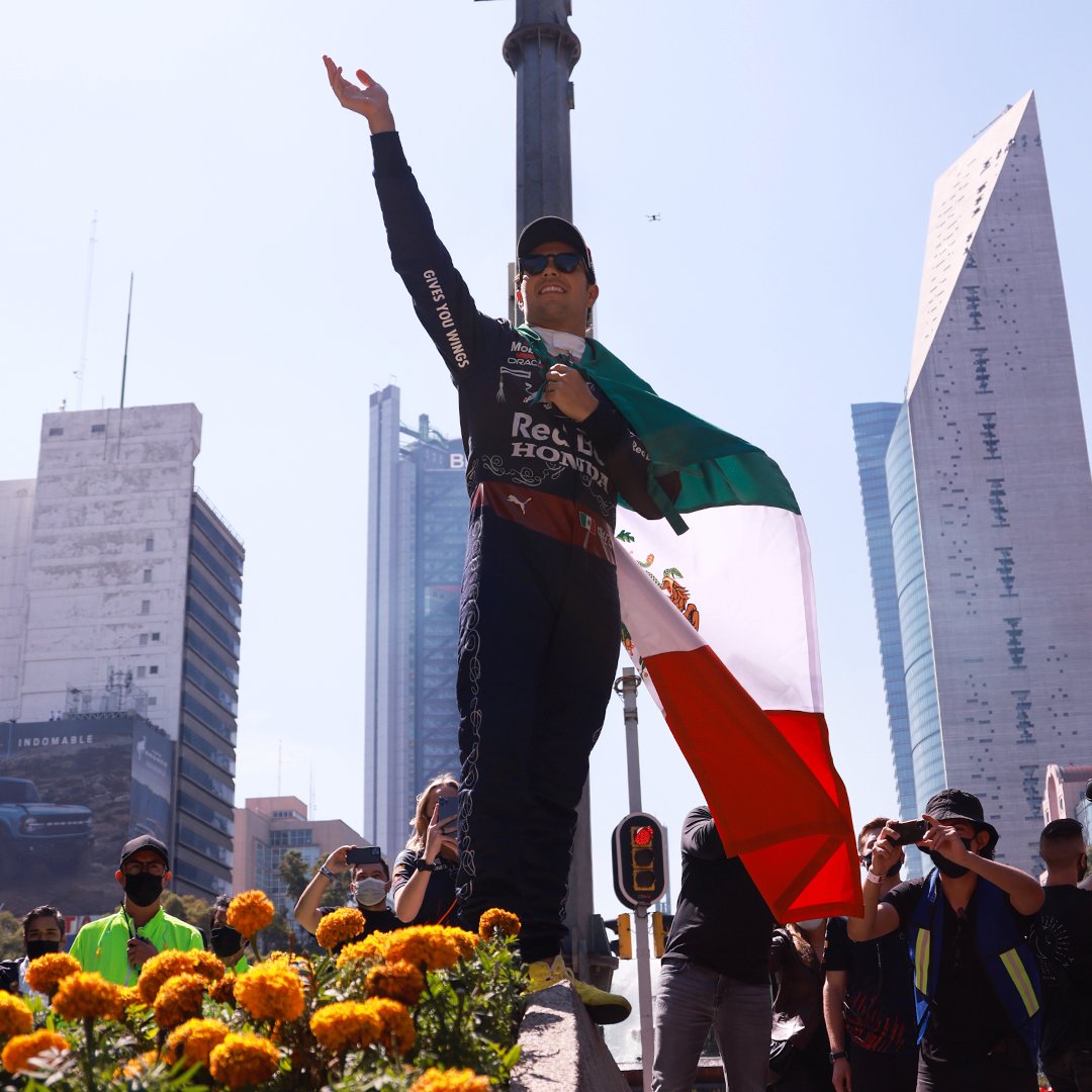 Checo Pérez usara traje inspirado en los mariachis para el GP