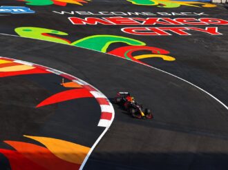 ¡Histórico! Checo Pérez, tercero en el GP de México y primer mexicano en subir al podio en el Hermanos Rodríguez