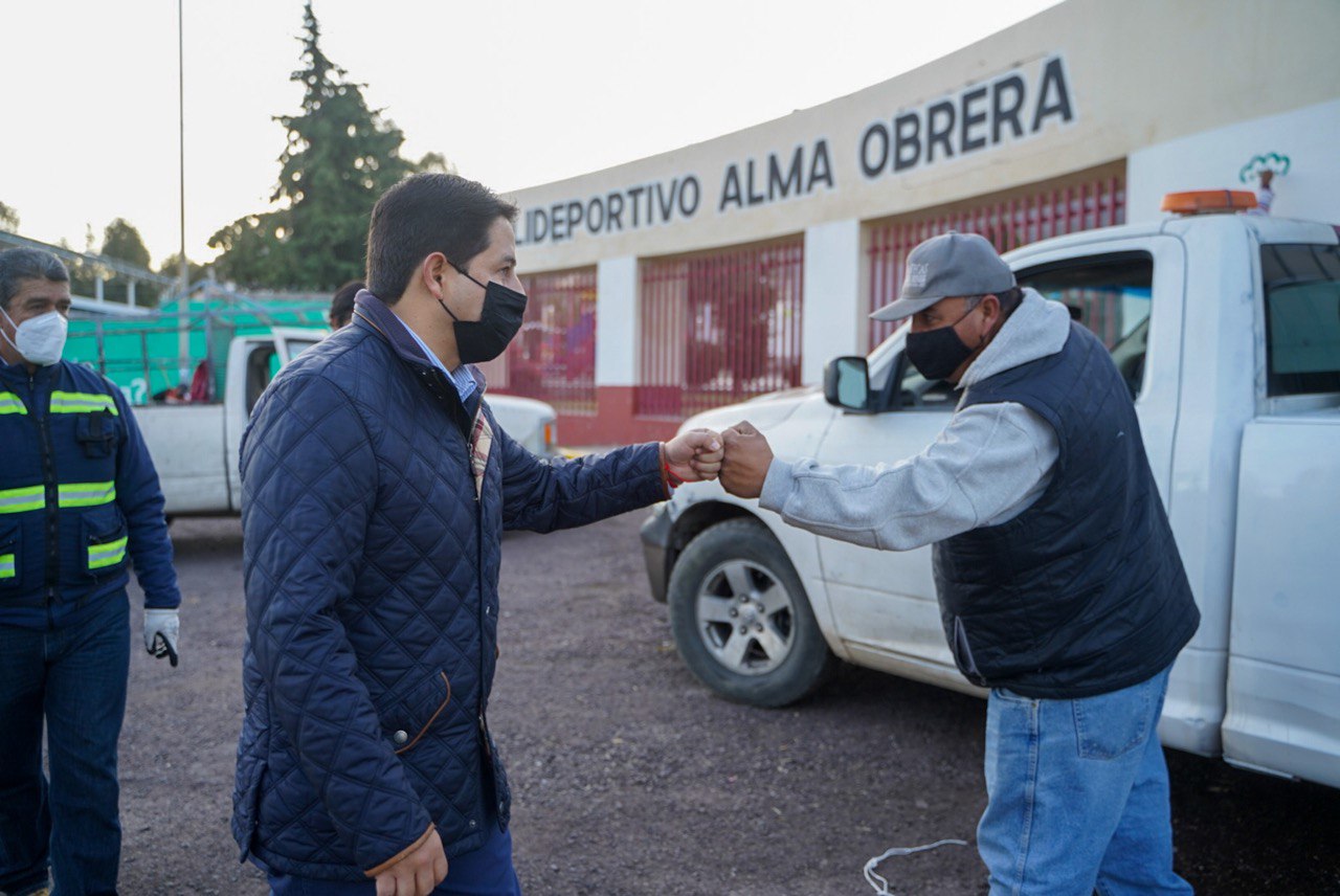 Jorge Miranda escucha y atiende necesidades del polígono 14