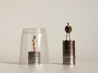 El machismo afecta la inclusión financiera de las mujeres