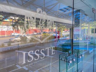 Faltan especialistas y medicamentos al ISSSTE