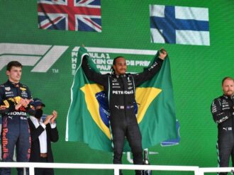 Lewis Hamilton gana en el GP de Brasil; Checo Pérez termina cuarto