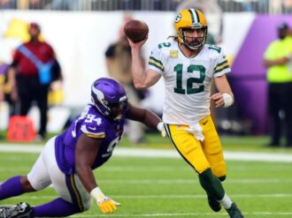 Rodgers contra Stafford, uno de sus «clientes»