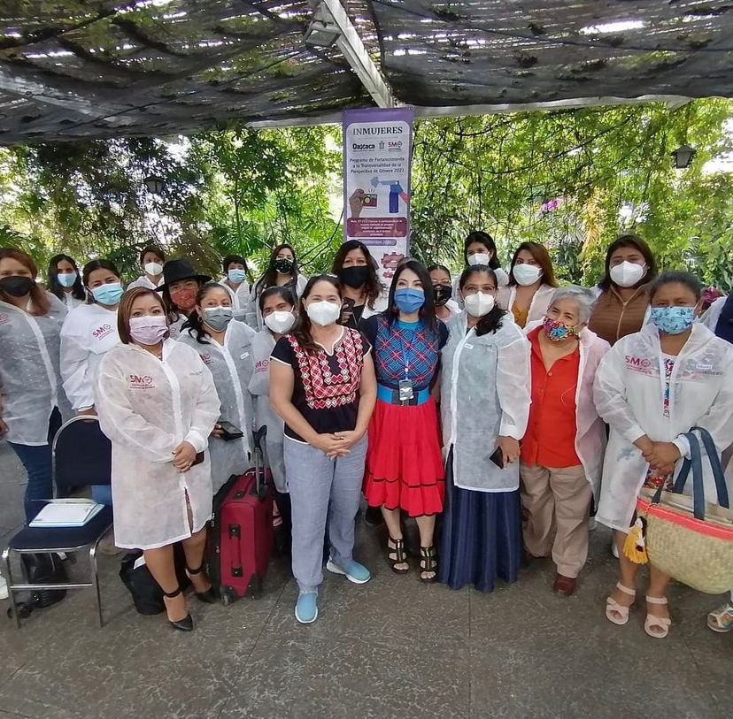 Tejiendo Redes. Surge nueva generación de fotógrafas