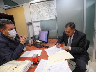 Denuncia el Gobierno del Estado a taxistas