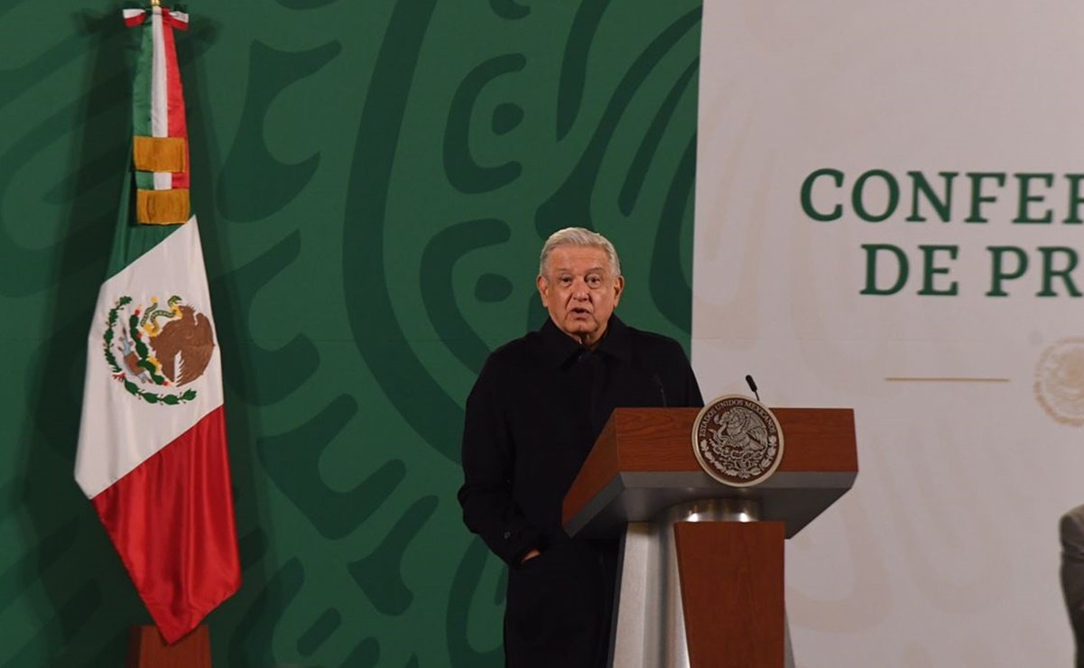 AMLO analiza encargar a Fuerzas Armadas distribución de medicinas