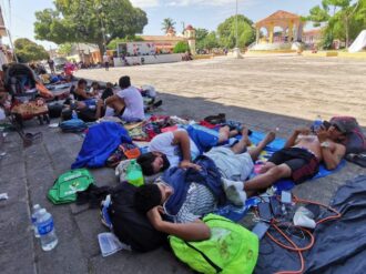 Regresa a Oaxaca la caravana migrante
