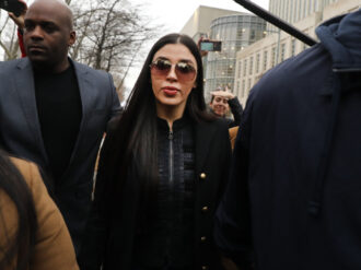 Emma Coronel es sentenciada a 36 meses de cárcel en EU