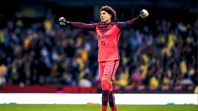 Nominan a Ochoa mejor portero del mundo en 2021
