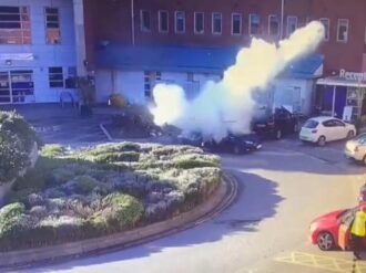 «Fue milagroso salir con vida»: taxista que vivió atentado en hospital de Liverpool