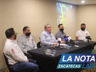 Acusan a seguidores de Napoleón Gómez Urrutia de provocar los destrozos al teatro Fernando Calderón
