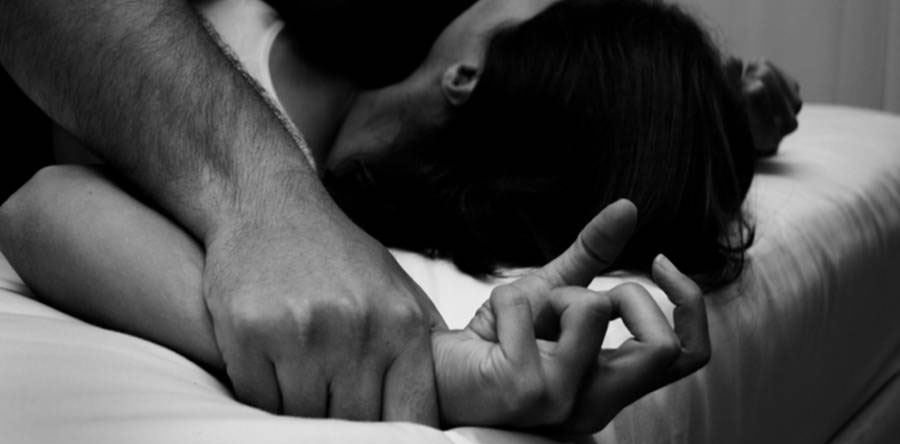 Desde acoso a feminicidios, lo que sufren empleadas en la Riviera Maya