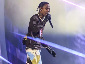 Travis Scott está «absolutamente devastado» por la tragedia en Astroworld