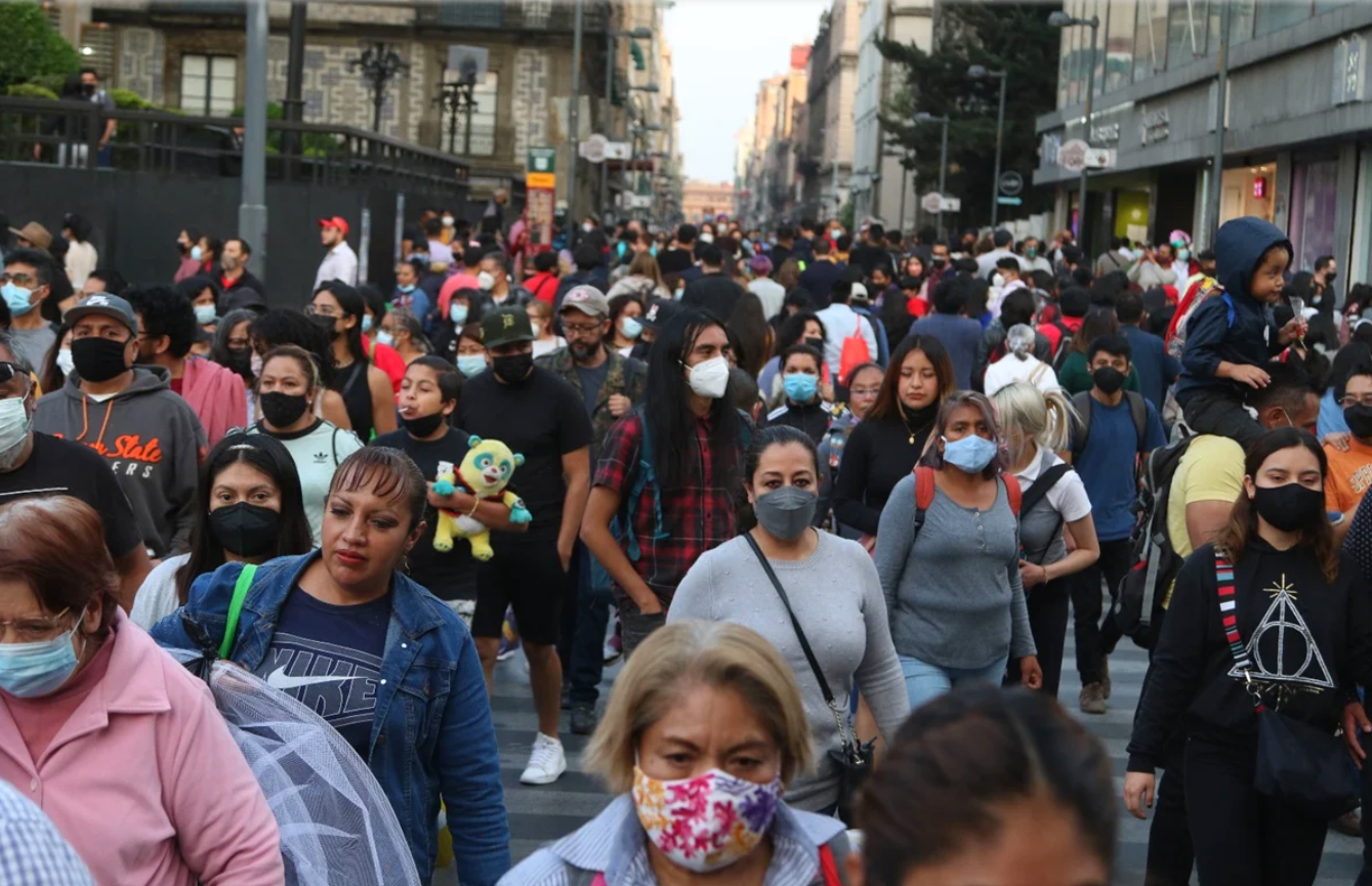 Ómicron «avanza a una velocidad nunca antes vista»: advierte la OMS