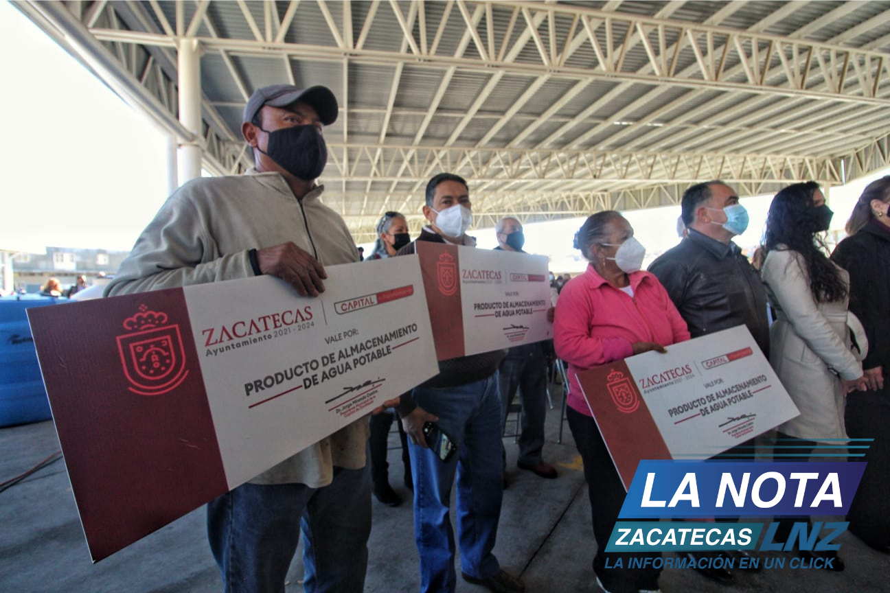 Seduvot otorga apoyos en regularización de terrenos