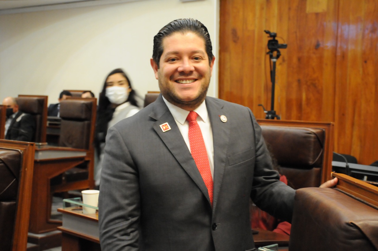 Defenderá Xerardo Ramírez el matrimonio igualitario