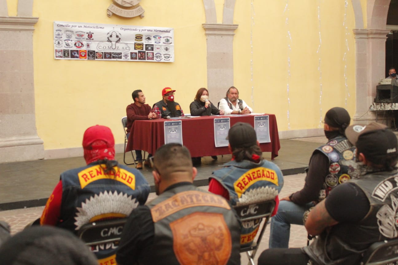 Recibirán útiles escolares y sudaderas durante el Día Estatal del Motociclista