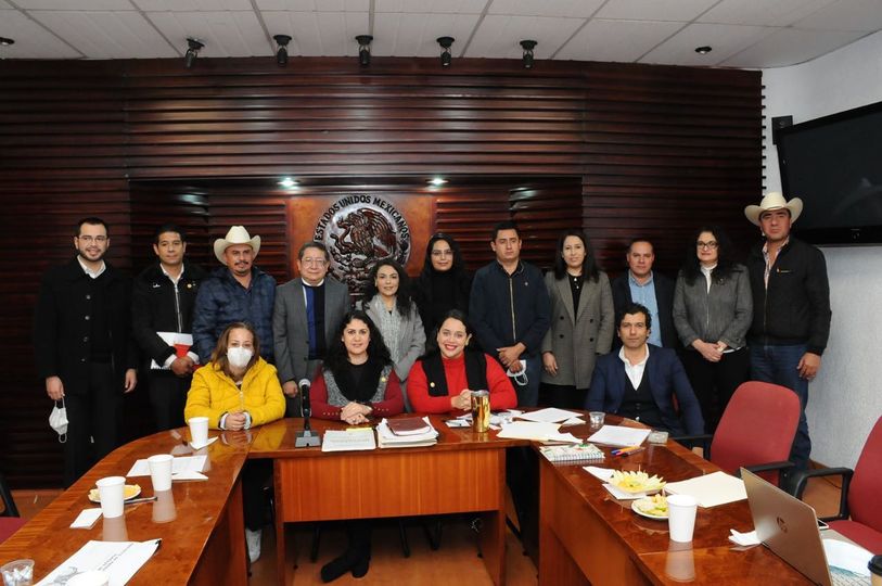 Sin moverle una coma aprueban el dictamen de presupuesto 2022