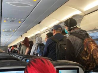 EU Pide a sus ciudadanos reconsiderar viajes a México, por Covid-19