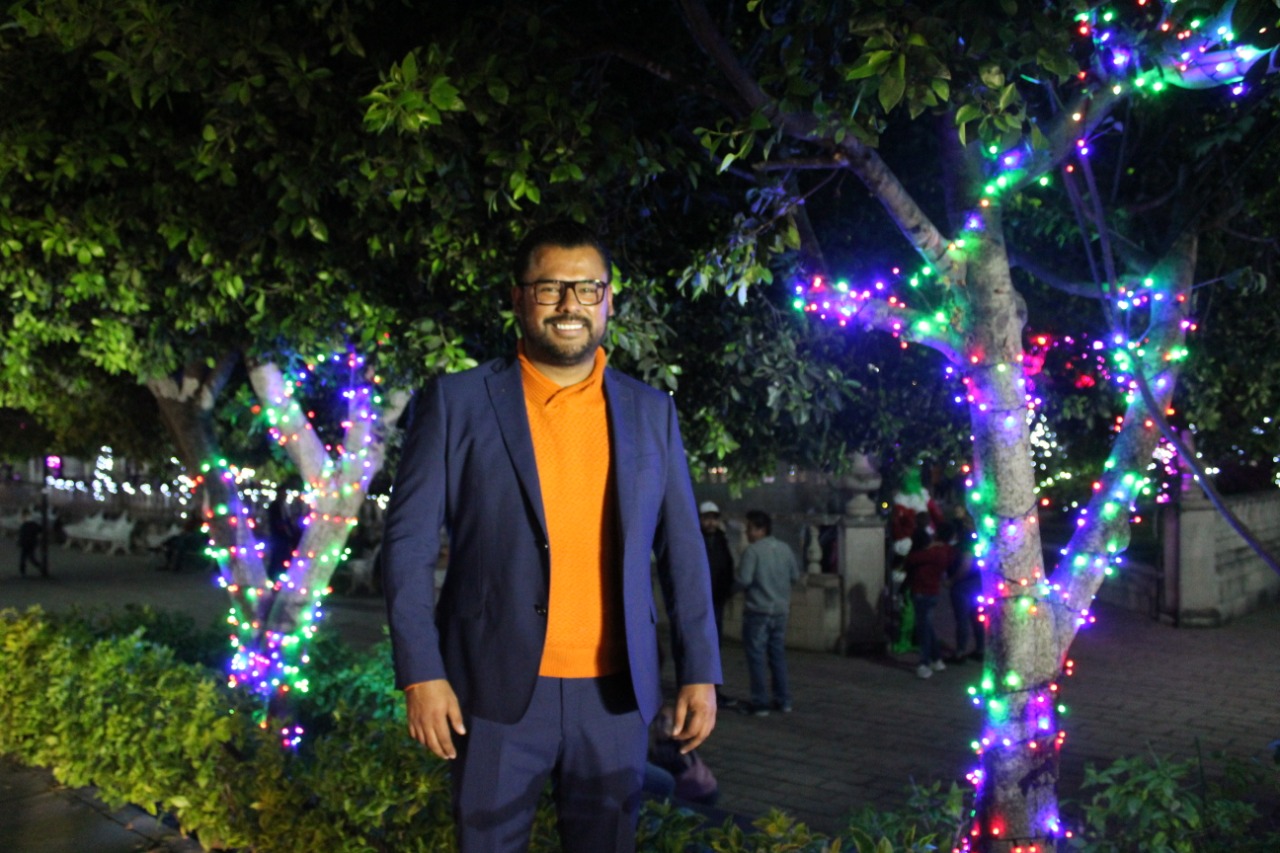 Encienden iluminación navideña en Tabasco