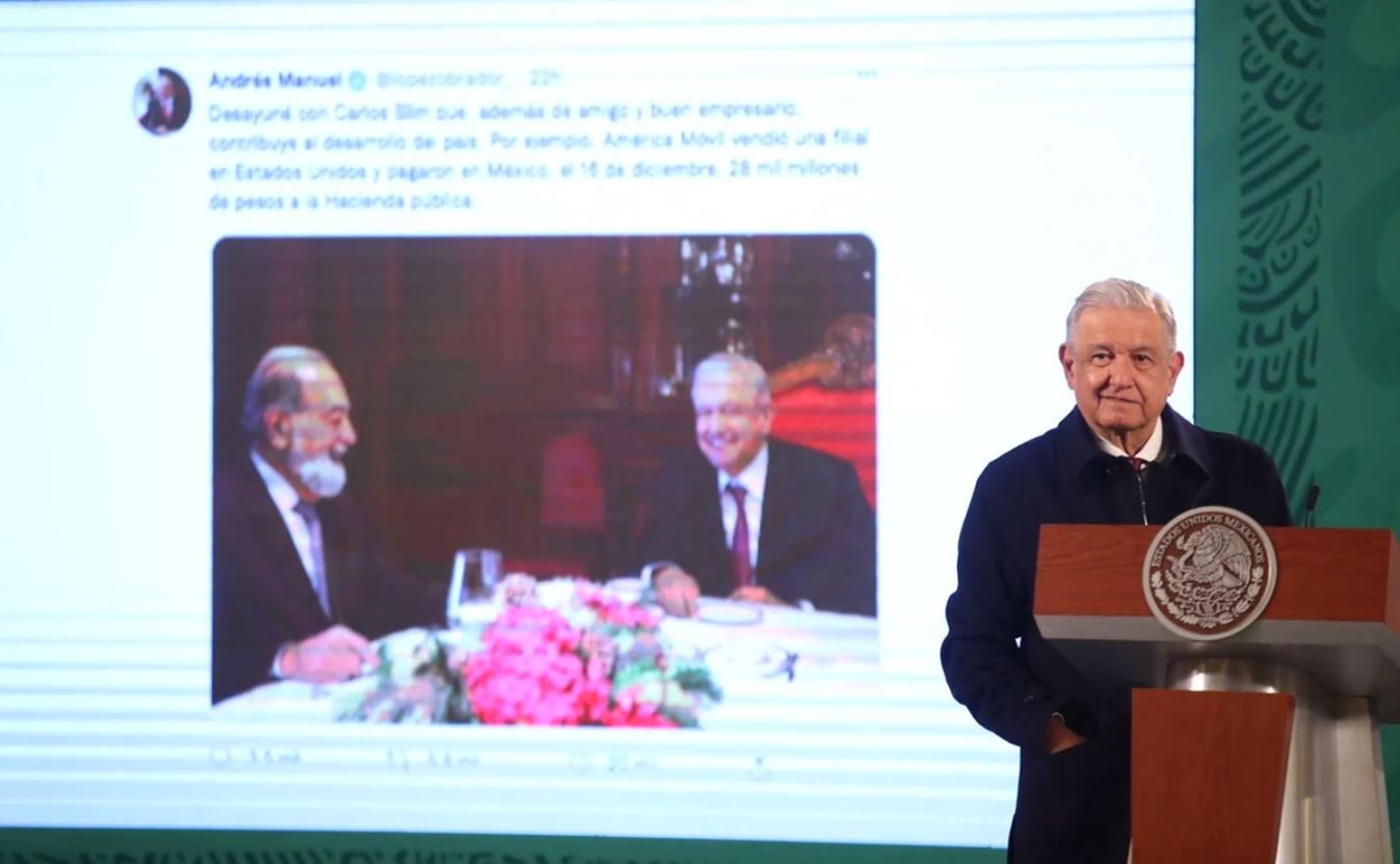AMLO responde a crítica de López-Dóriga por uso de “vajilla buena” en desayuno con Carlos Slim