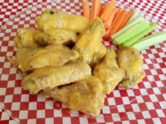 Alitas en salsa de mango