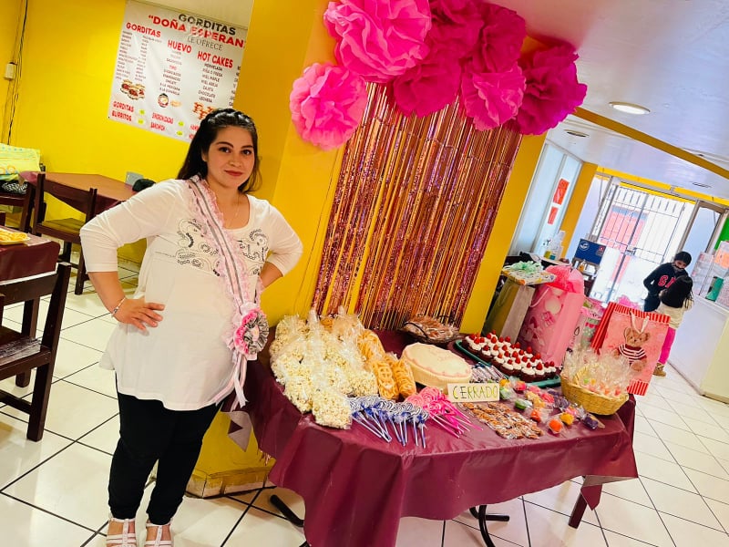 Celebran el próximo nacimiento de Marianita