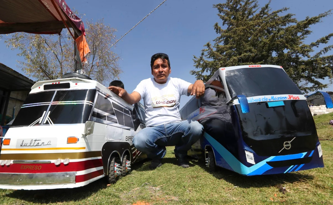 De taxista a constructor de autobuses a escala: padre de familia crea su propia empresa