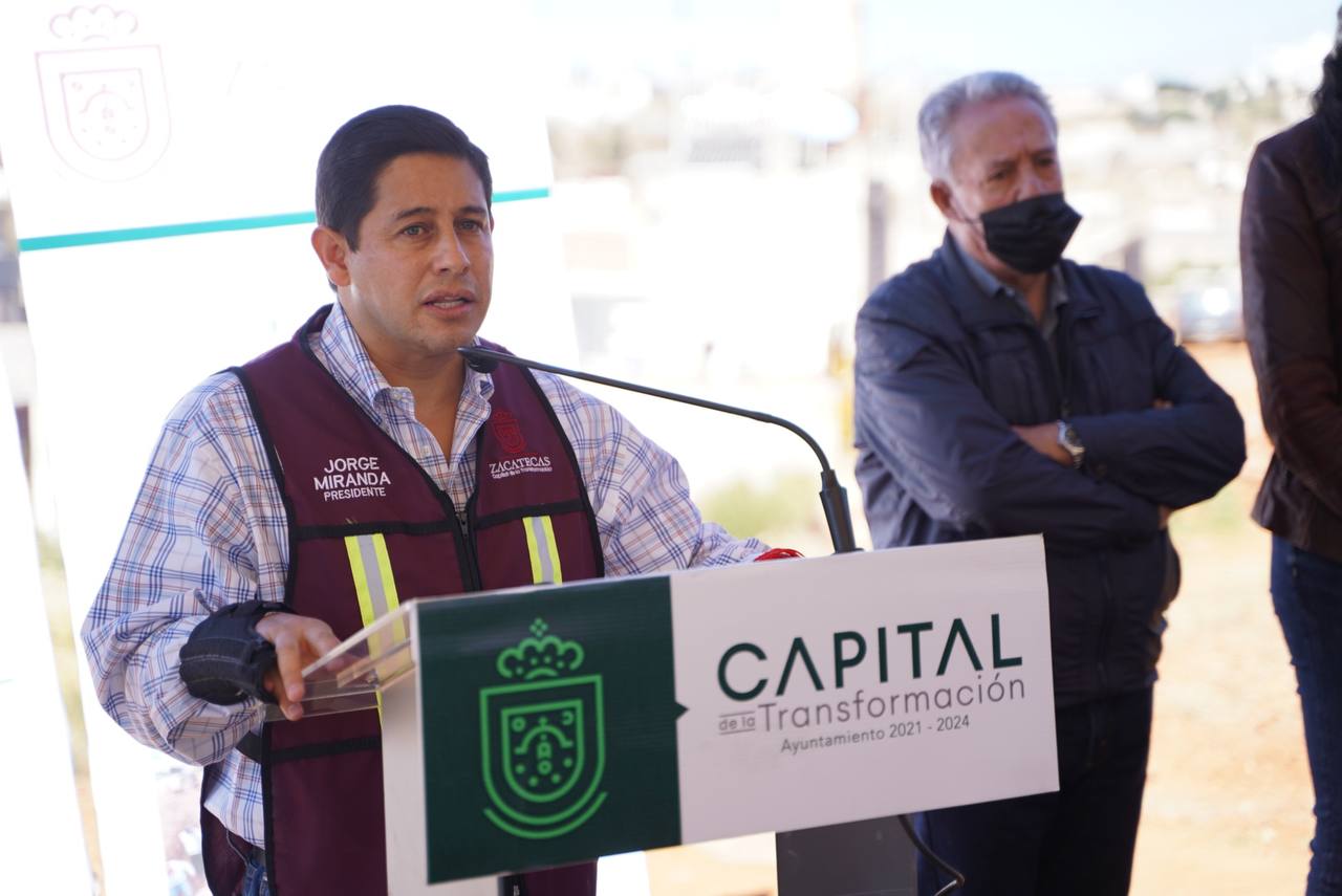 Instalan 3 mil lámparas LED en 100 días de trabajo en la capital