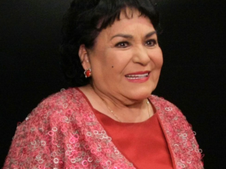 Depositan las cenizas de Carmen Salinas
