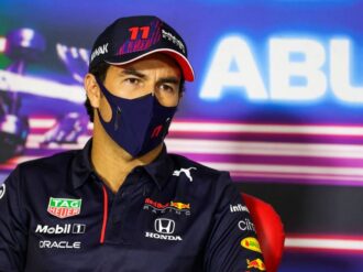 Checo Pérez, fuera del top-10 de pilotos de la temporada de F1