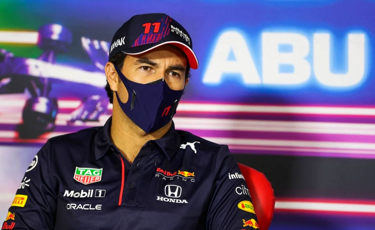 Checo Pérez, fuera del top-10 de pilotos de la temporada de F1