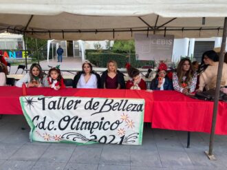 Clausuran talleres y cursos con venta de productos locales